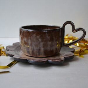 Filiżanka serce ze spodkiem - brąz
