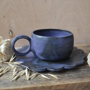 Filiżanka ze spodkiem - fiolet mat II