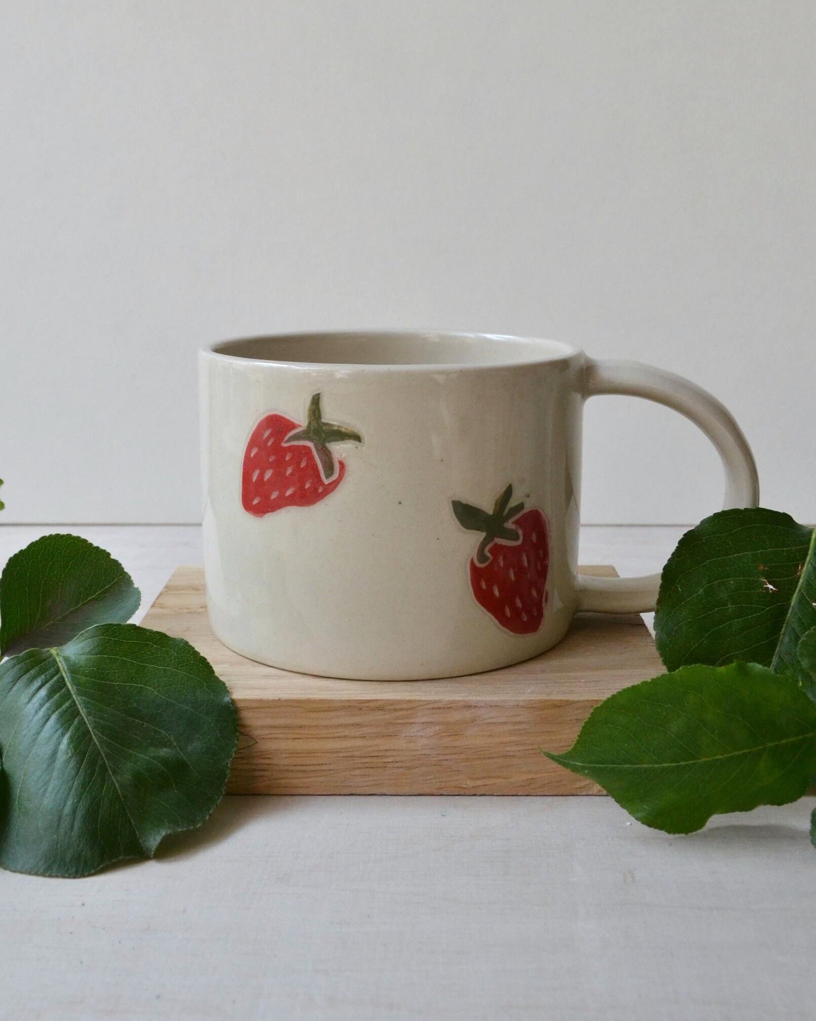 Kubek w truskawki – 300 ml